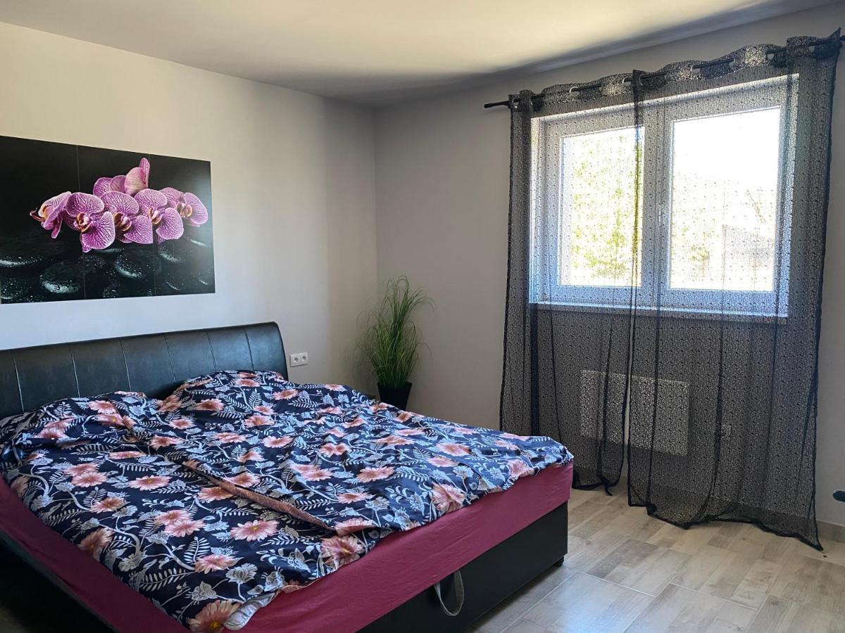 Veronika Vendeghaz Muraratka Dış mekan fotoğraf